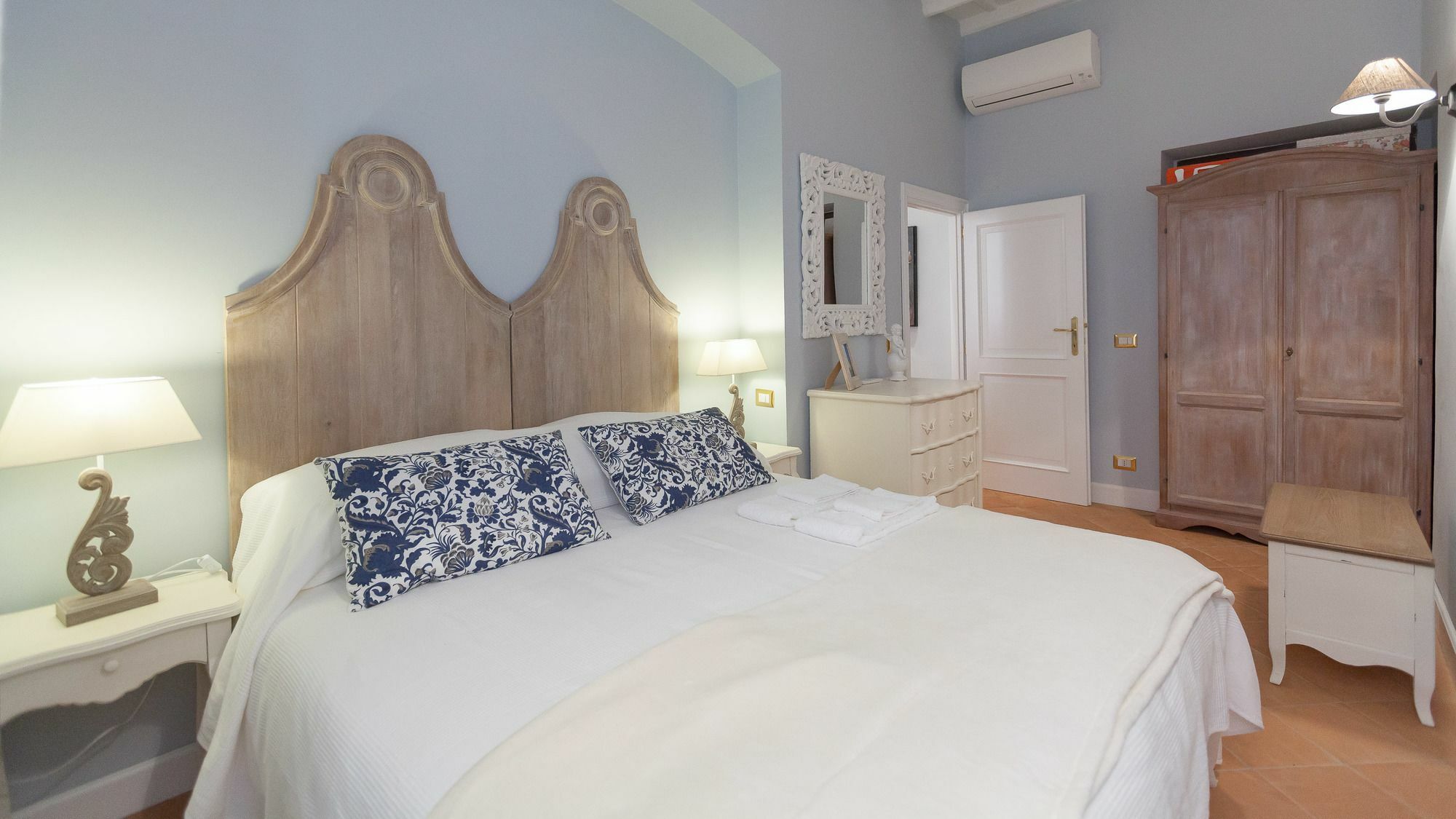 Apartment In Vittoria 72 *